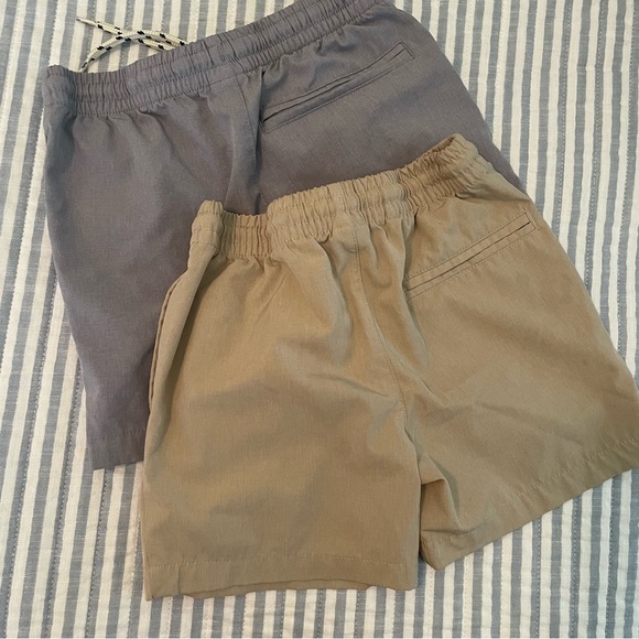 Class Club (Dillards brand) shorts.  Size 4/5. - Picture 2 of 3